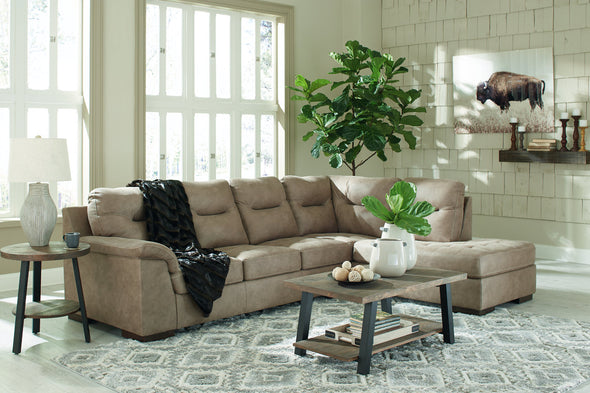 Maderla Pebble 2-Piece RAF Chaise Sectional